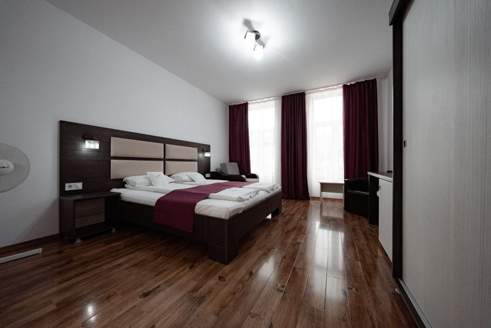 Hotel Quantum House Vatra Dornei Zewnętrze zdjęcie