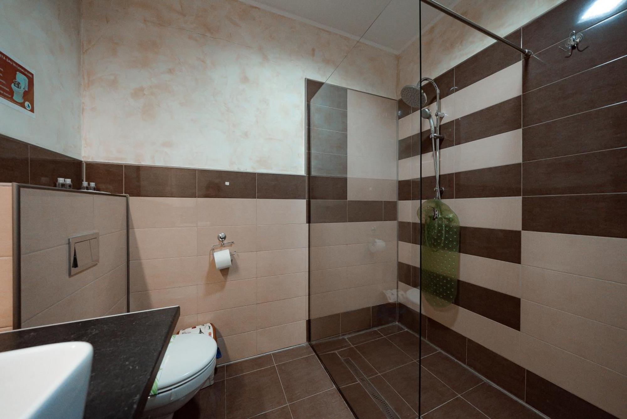 Hotel Quantum House Vatra Dornei Zewnętrze zdjęcie