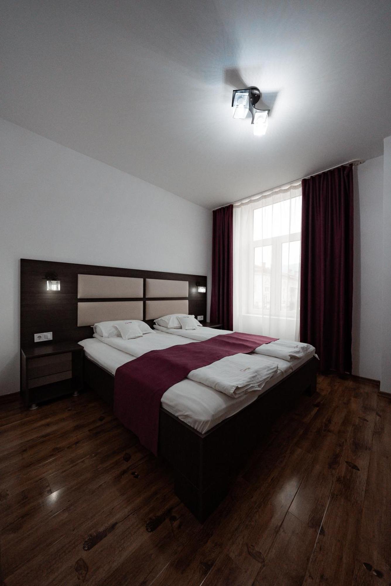Hotel Quantum House Vatra Dornei Zewnętrze zdjęcie